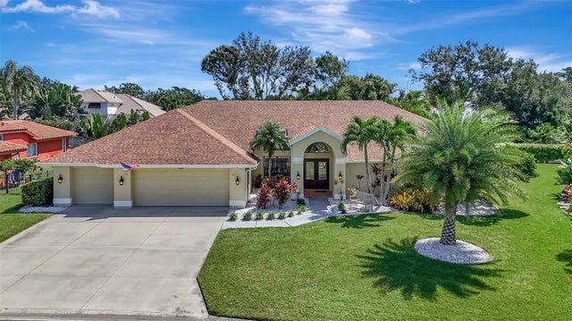4939 Fallcrest Circle, SARASOTA