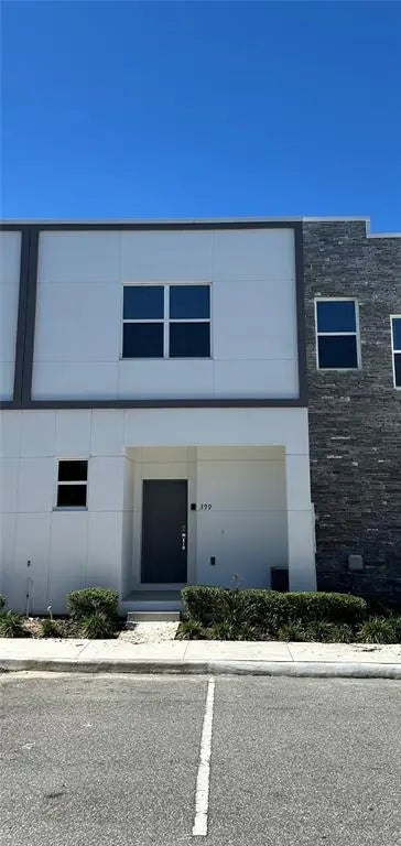 399 Famagusta Drive, DAVENPORT