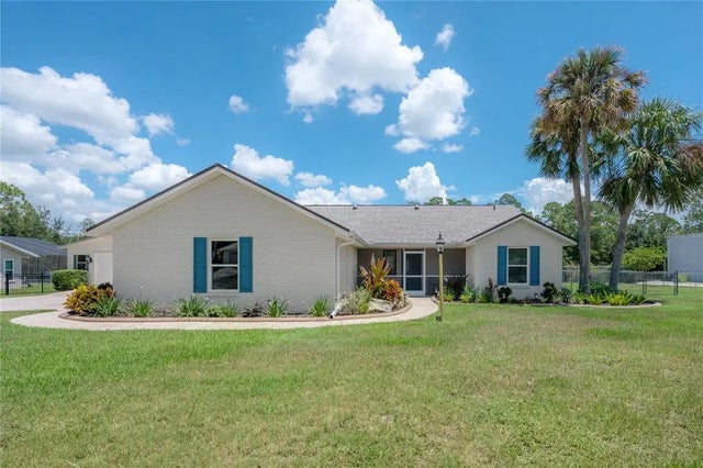 6142 Caroline Drive, WESLEY CHAPEL