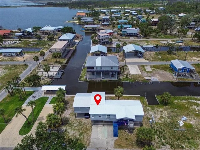 54 W 8th Avenue, HORSESHOE BEACH