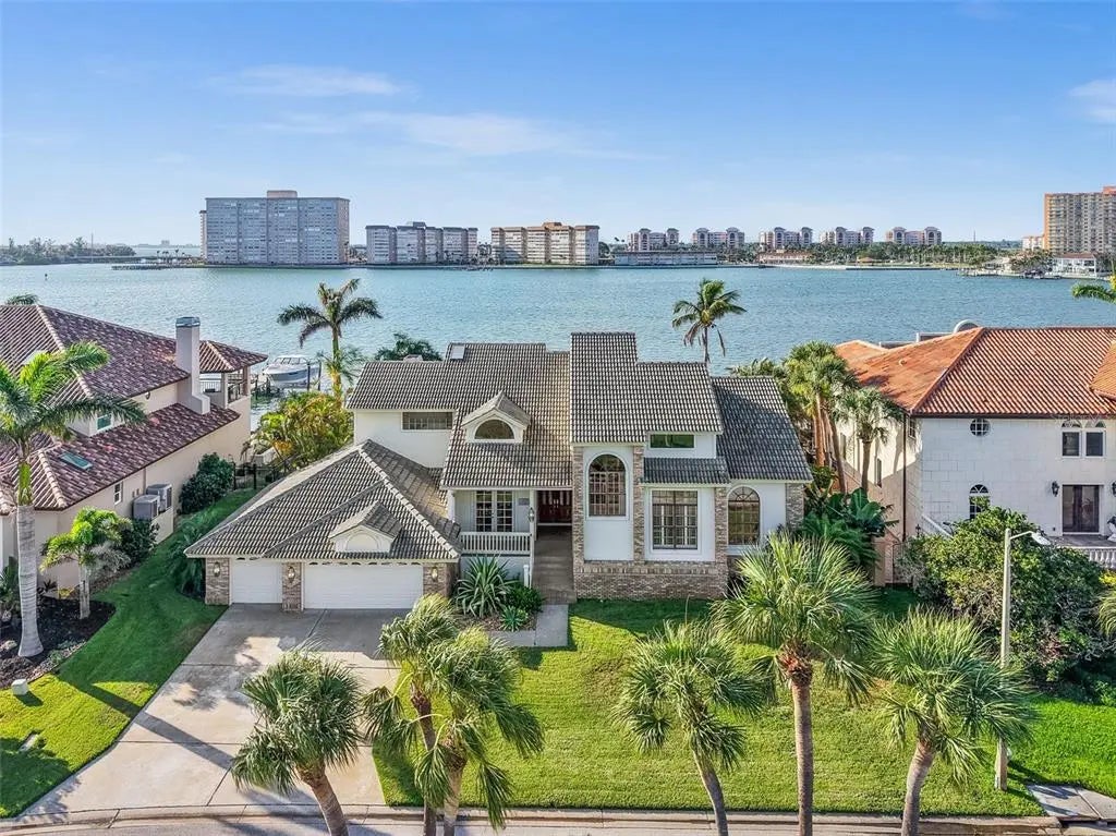 5287 61st Avenue S, ST PETERSBURG