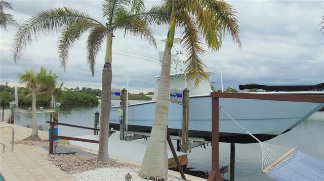 922 Casey Cove Drive, NOKOMIS