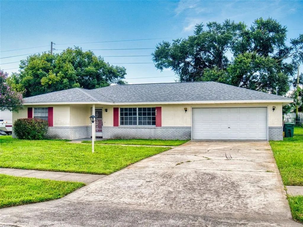 1362 Woodbine Avenue, DELTONA