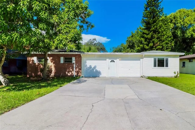 14706 Carnation Drive, TAMPA
