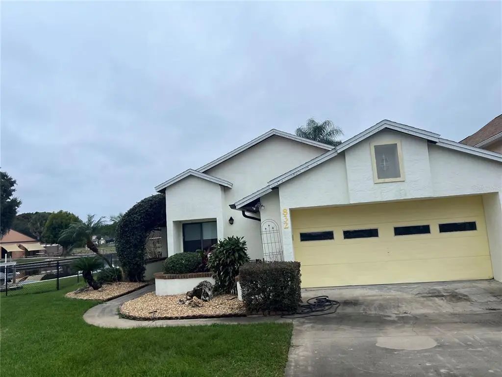 832 Palm Harbor Court, LEESBURG