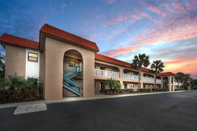 1750 Belleair Forest Drive C12, BELLEAIR