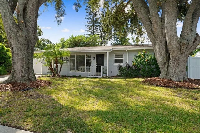 4420 W Wyoming Avenue, TAMPA
