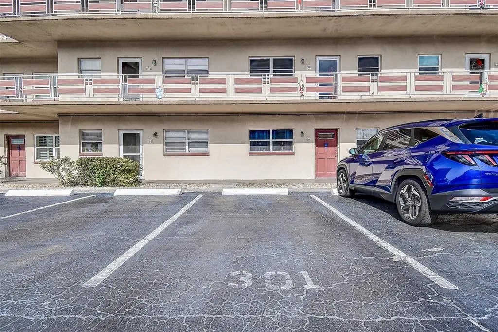 3010 59th Street S 301, GULFPORT