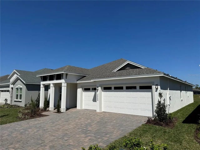 2009 Divot Drive, DAYTONA BEACH