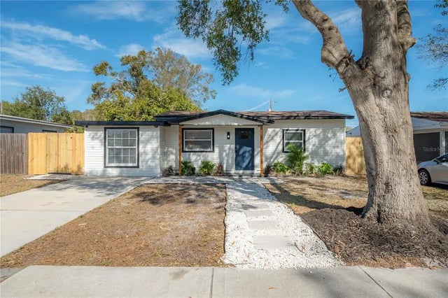 1029 57th Avenue N, ST PETERSBURG