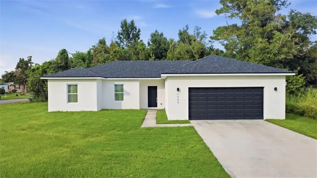 1523 Zinnia Drive, DELTONA