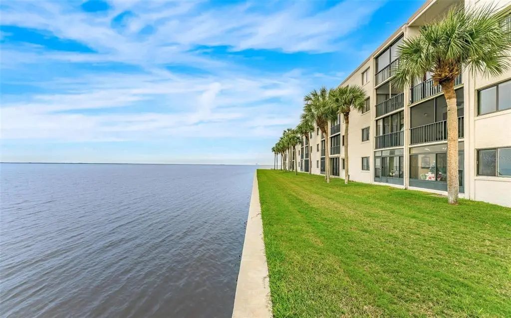 2465 S Washington Avenue A202, TITUSVILLE