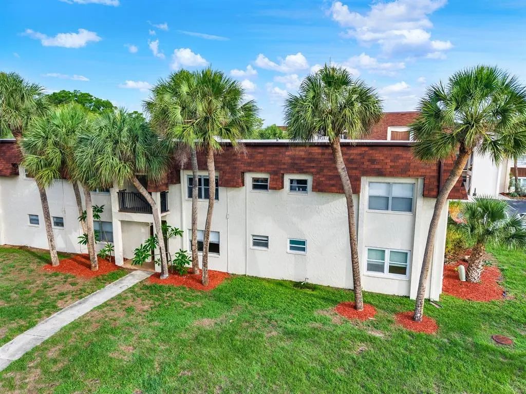6360 1st Street N 103, ST PETERSBURG