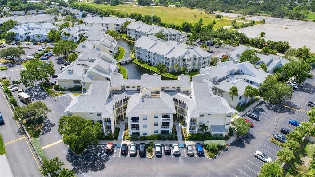 6931 Stones Throw Circle N 5208, ST PETERSBURG