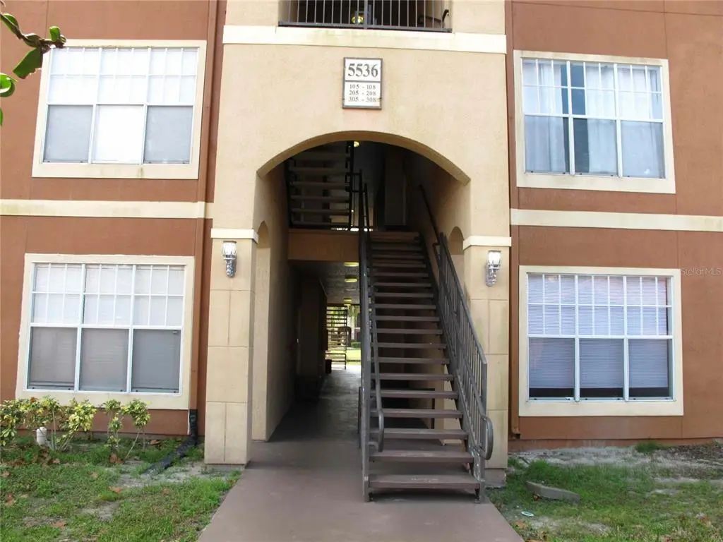 5536 Metrowest Boulevard 8-201, ORLANDO