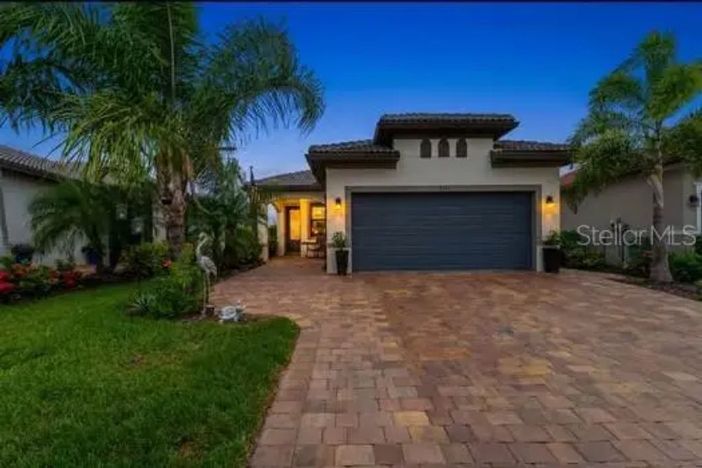 13554 Nobilio Street, VENICE