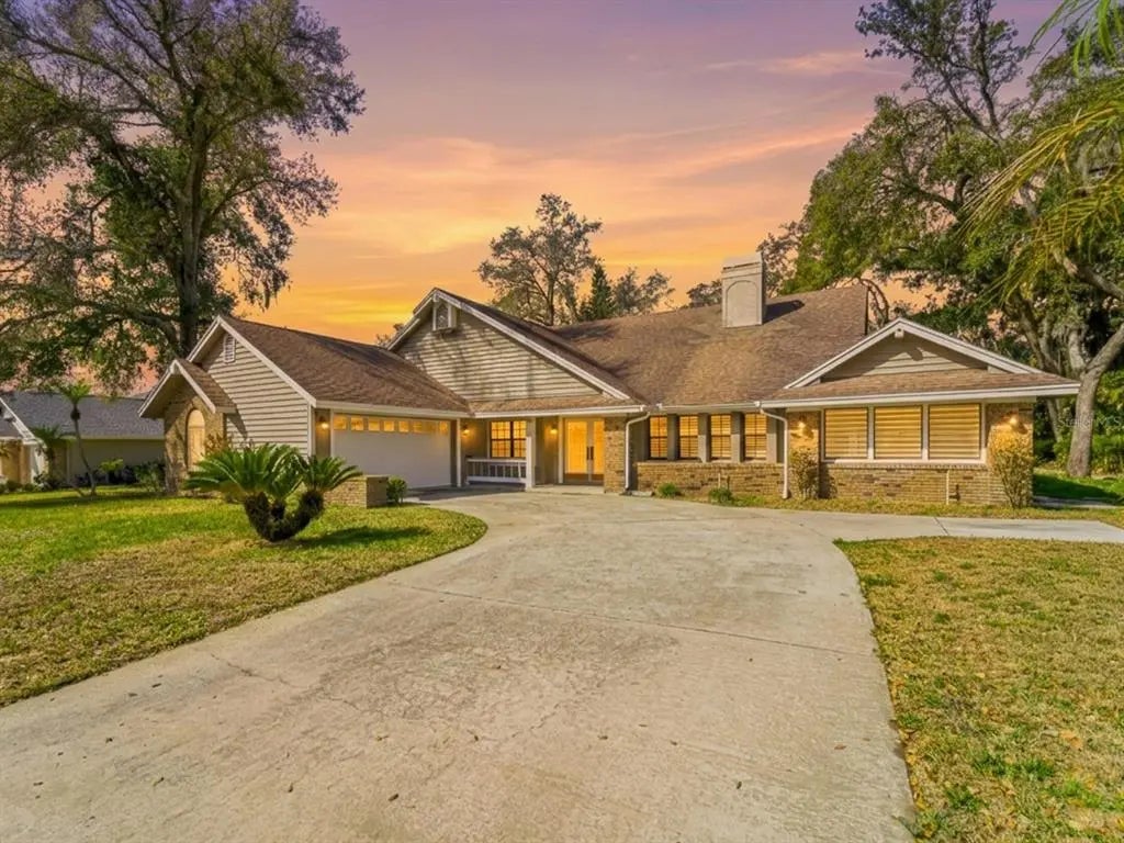 142 Barrington Drive, BRANDON