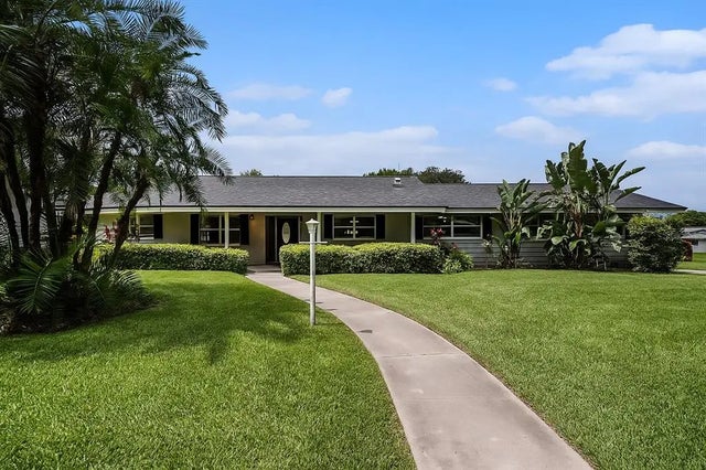 1640 Picardy Circle, CLEARWATER