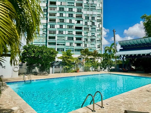 3013 Camino Alejandrino Fontainebleu Plaza 303, GUAYNABO