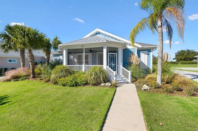 1052 Sugar Loaf Key Loop, LADY LAKE