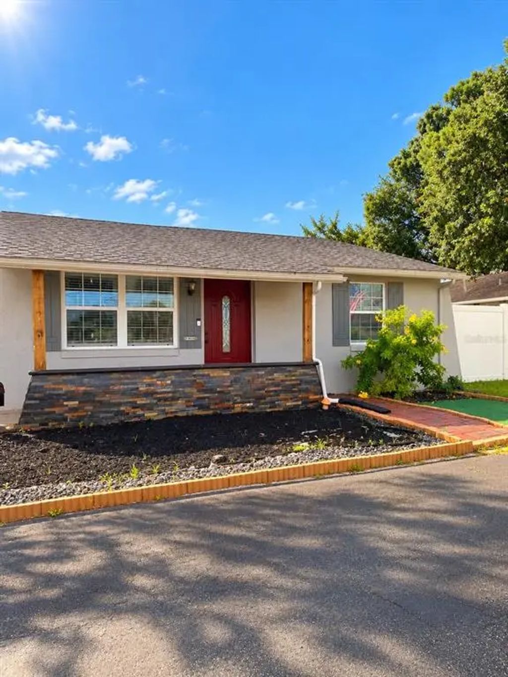 9408 Rosebury Court, TAMPA