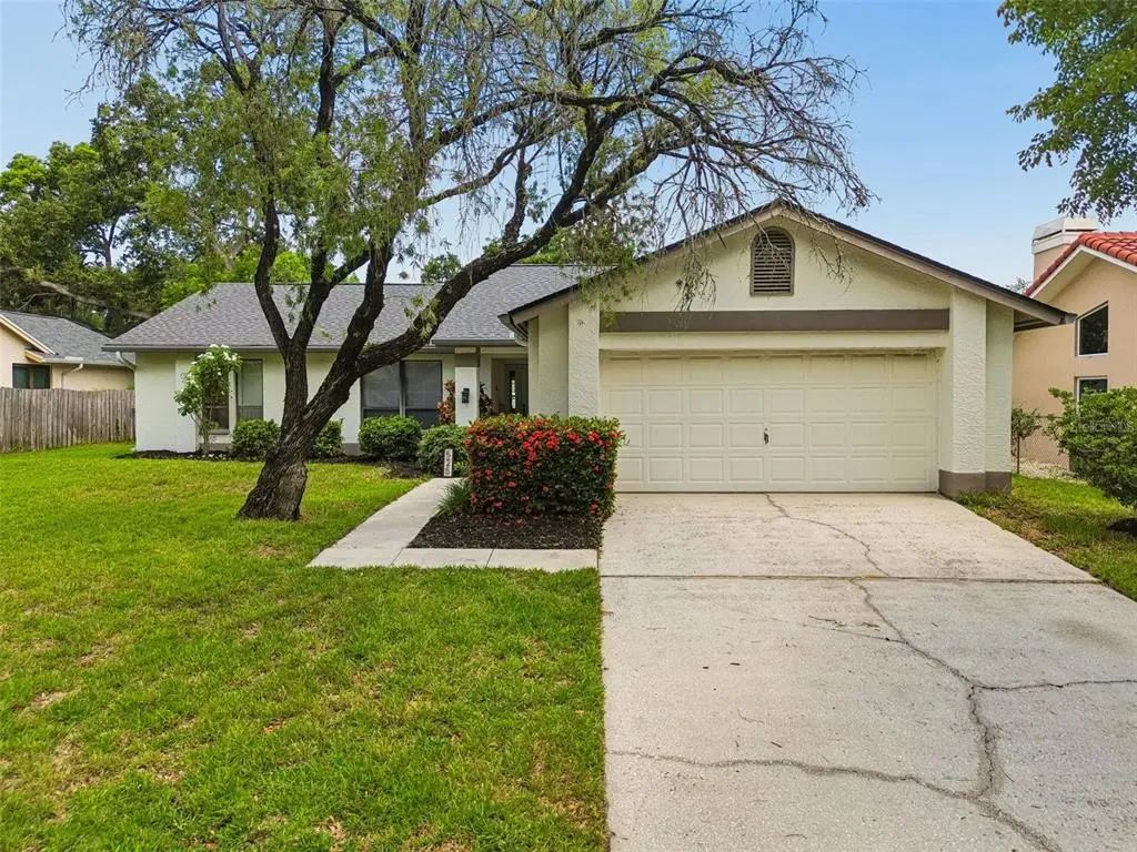 525 Walker Road, SAFETY HARBOR