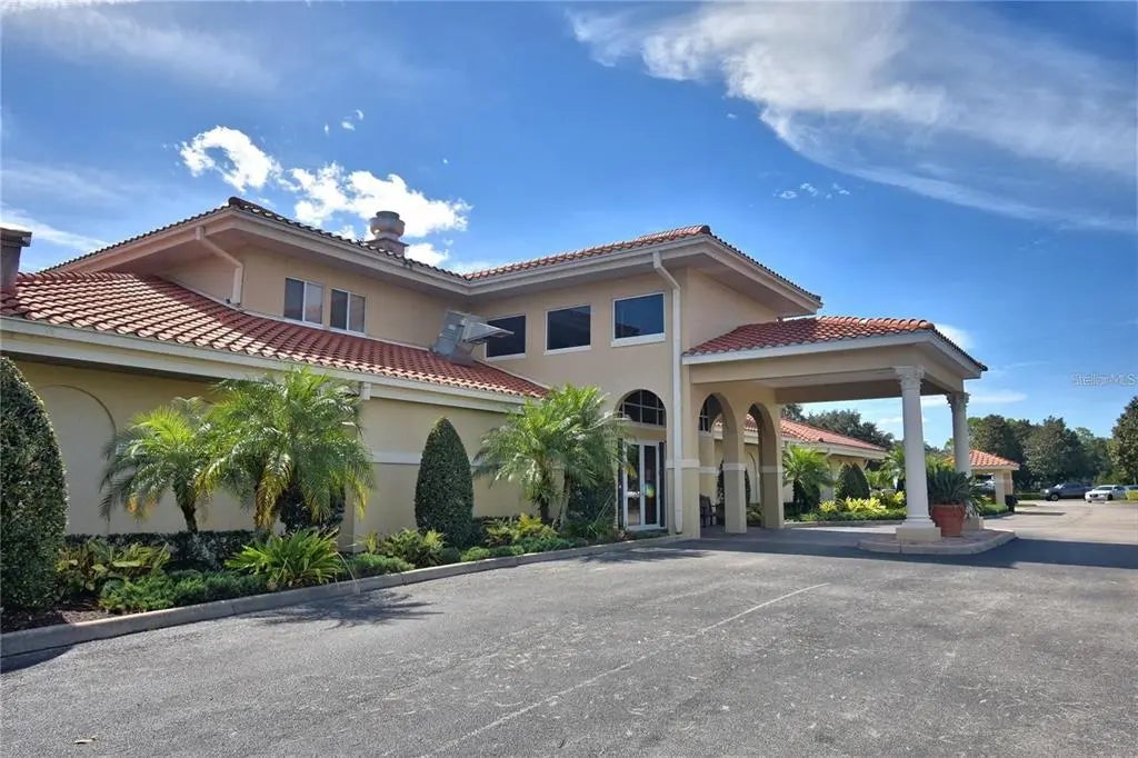 Photo of Listing #P4938337