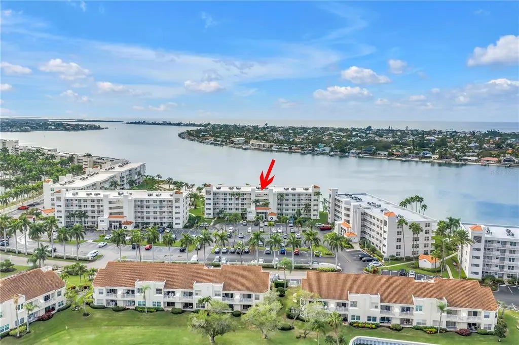 6001 Bahia Del Mar Circle 328, ST PETERSBURG