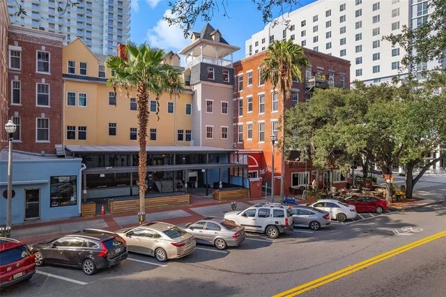 215 Central Avenue 4h, ST PETERSBURG