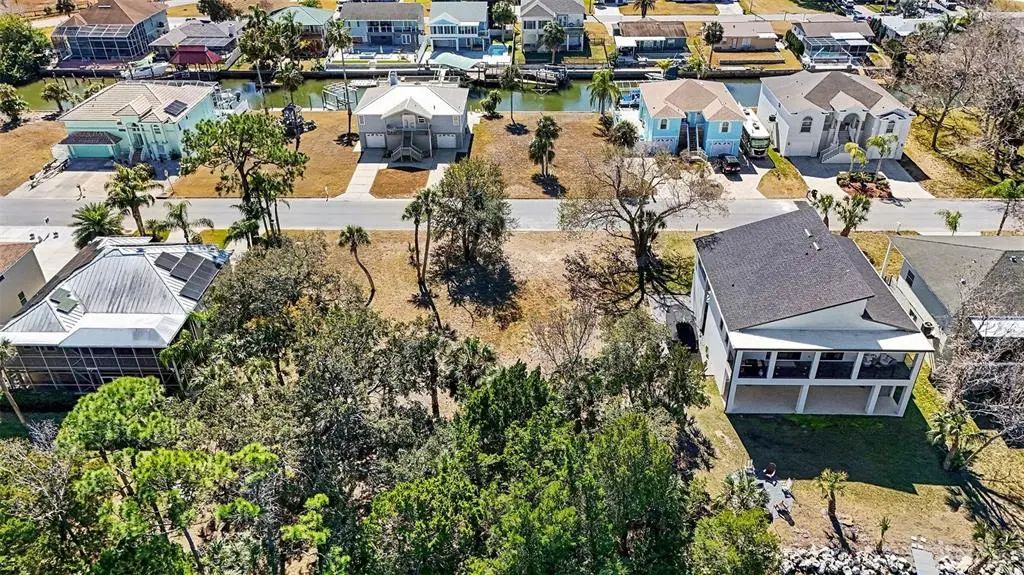 7657 Gulf Way, HUDSON