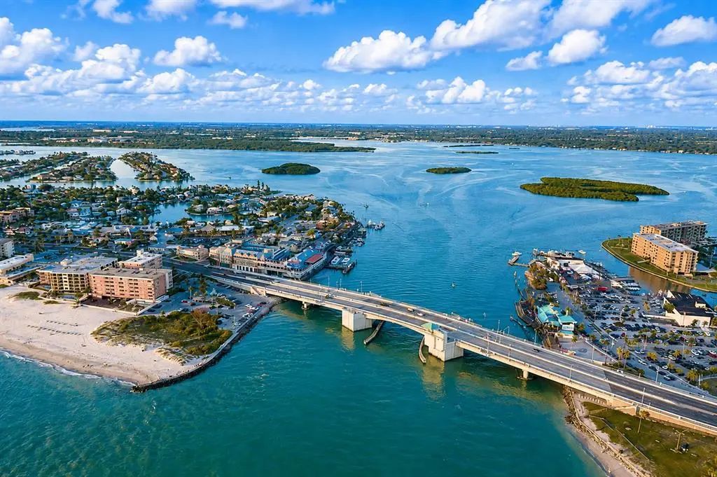 156 146th Avenue E A, MADEIRA BEACH