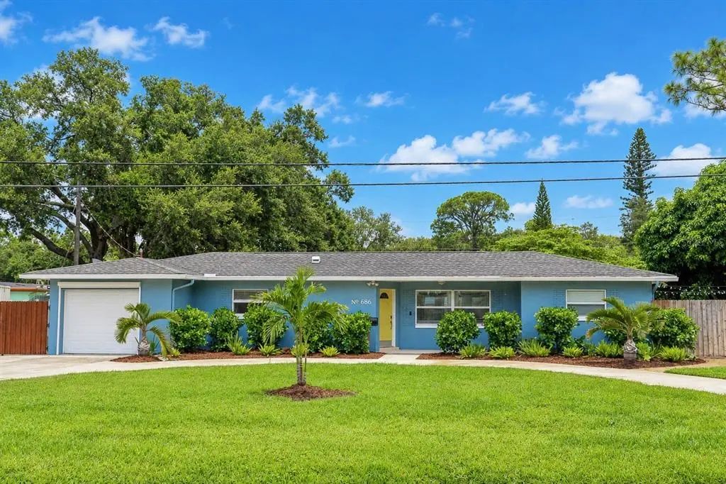 686 Southwest Boulevard N, ST. PETERSBURG