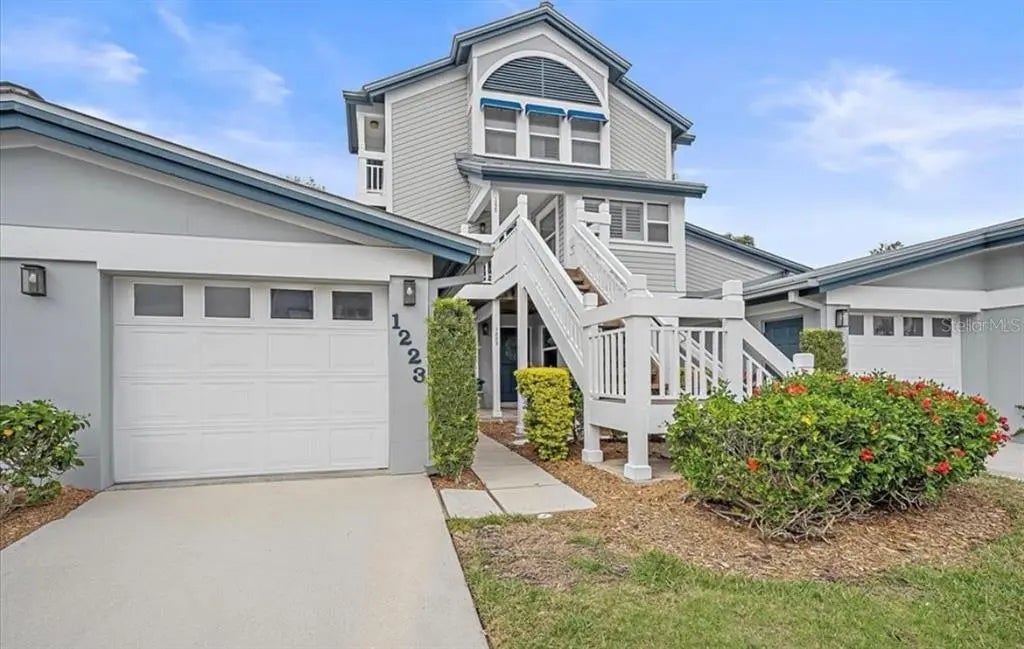 1223 Siesta Bayside Drive 1223