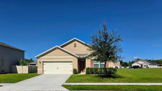 2781 Grand Central Avenue, TAVARES