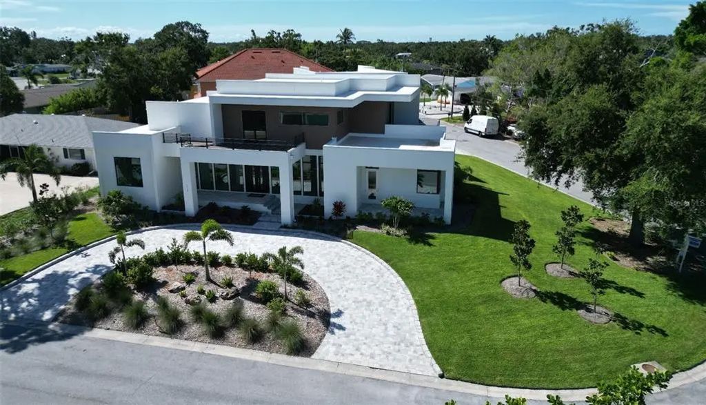 2110 Michele Drive, SARASOTA