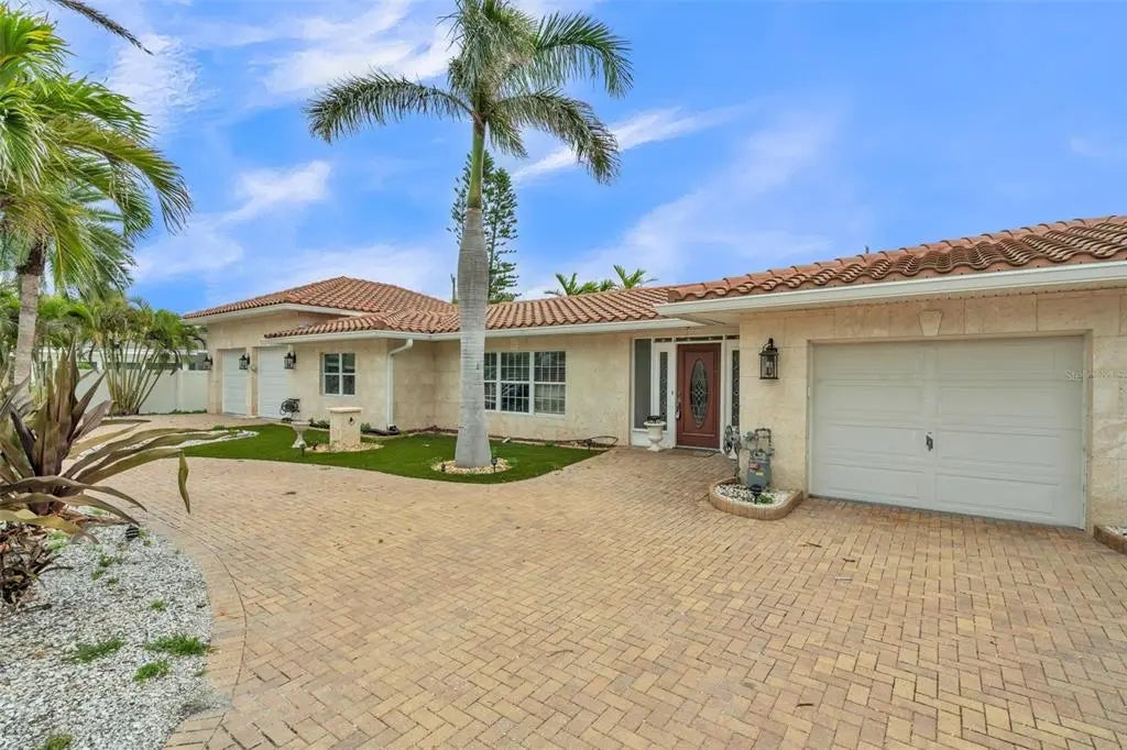 1031 Mandalay Avenue, CLEARWATER