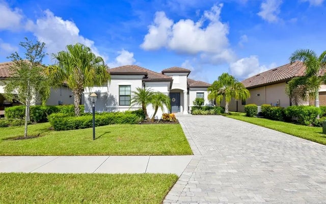 5930 Cessna Run, BRADENTON