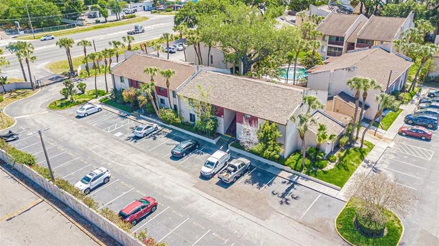 8602 Champlain 87, TAMPA