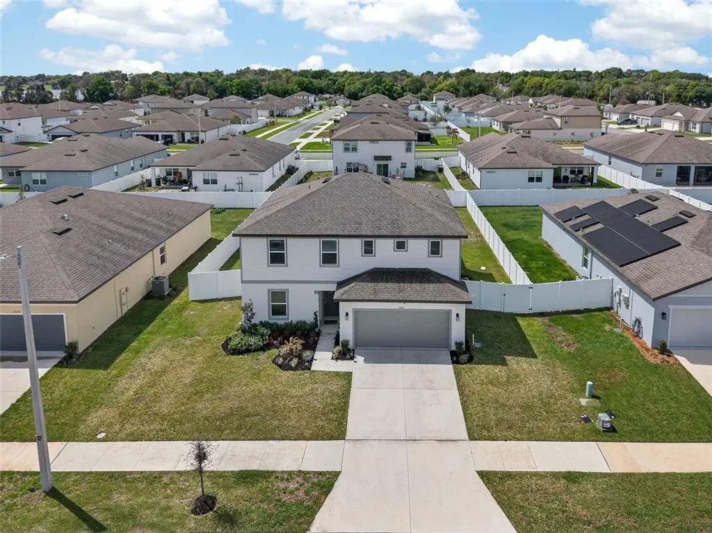 1117 Michelangelo Lane, WINTER HAVEN