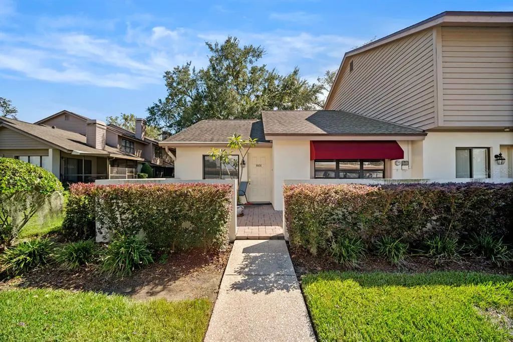 801 Oak Park Place, BRANDON