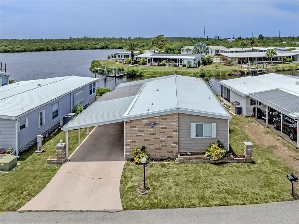 132 Martinique Road, NORTH PORT