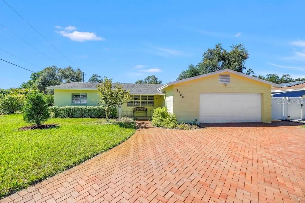 7700 22nd Avenue N, ST. PETERSBURG