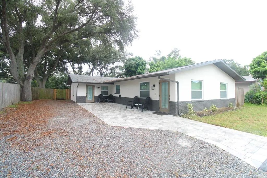 3050 Meadow Lake Avenue, LARGO