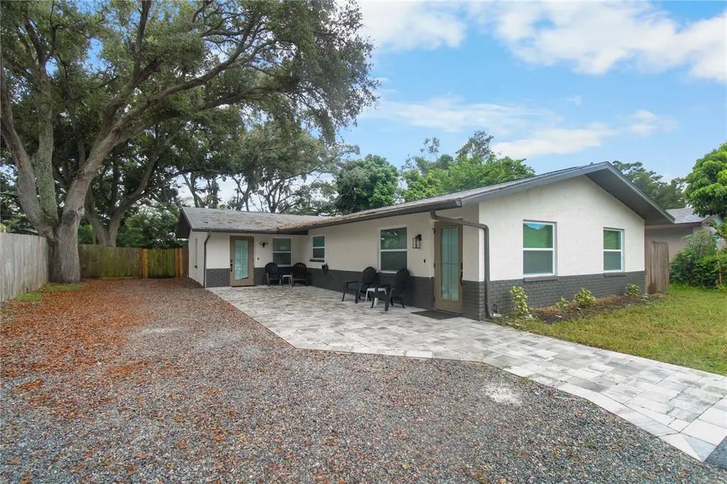 3050 Meadow Lake Avenue, LARGO
