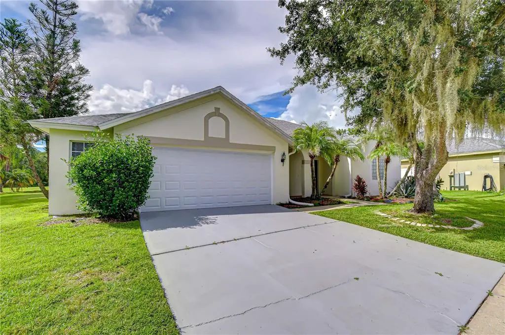 29619 Allegro Drive, WESLEY CHAPEL