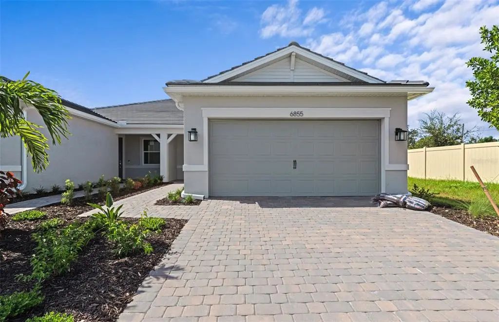 6855 Cali Court, NOKOMIS