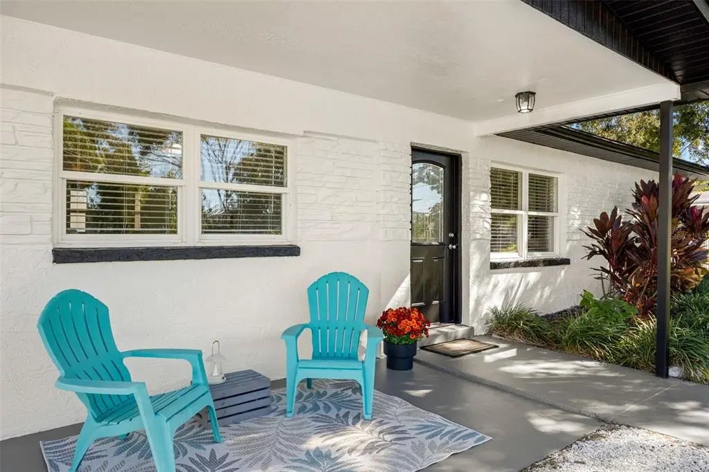 337 Shore Drive E, OLDSMAR