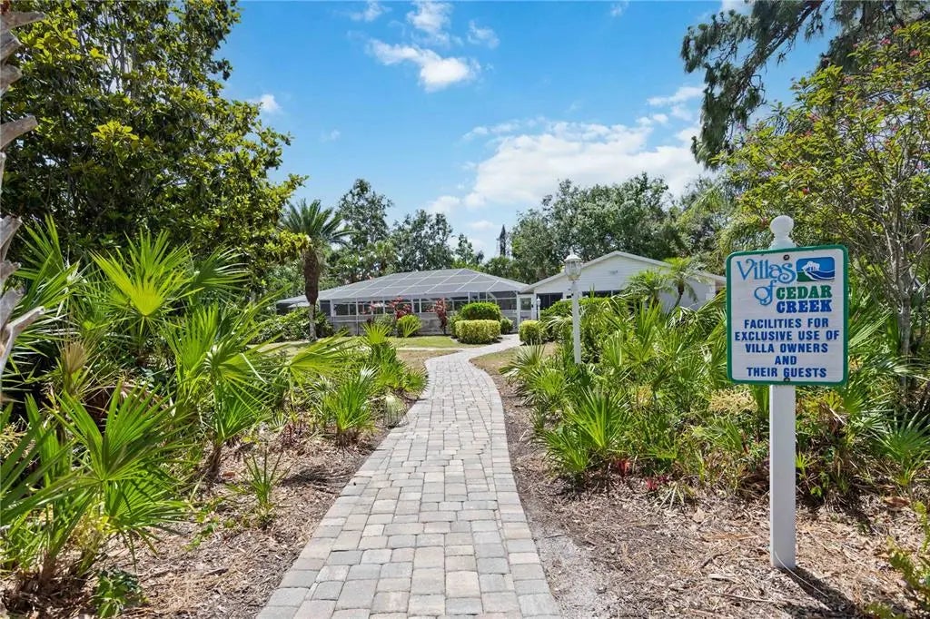 Gulf Shores Realty: 32 98ef50b0a1cf7b4cec93b0c41e6e51bd l