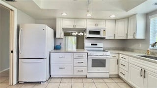 Gulf Shores Realty: 8 073fb6bb1806929b6d4d8cad1a1e29cd s