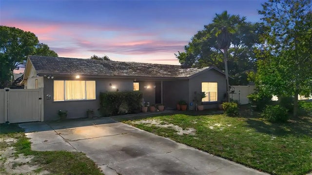 525 E Foothill Way, CASSELBERRY